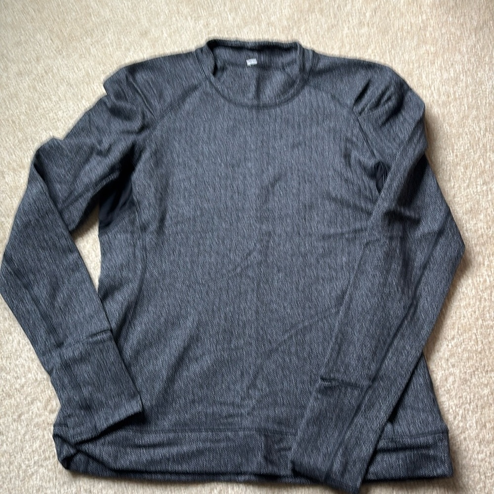 Lululemon top